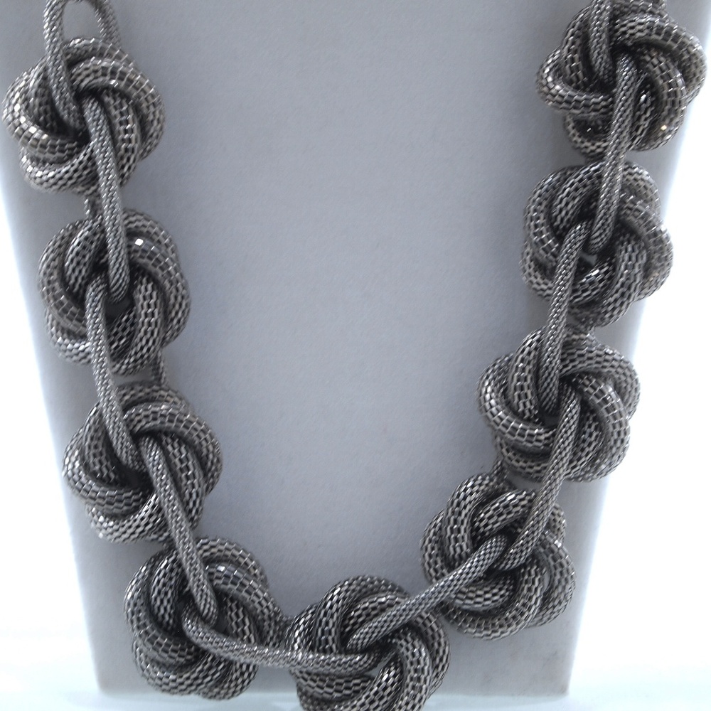 Costume Jewelry Thick Knot Necklace